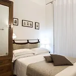 Arco Del Lauro