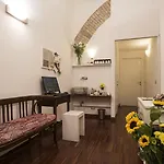 Arco Del Lauro