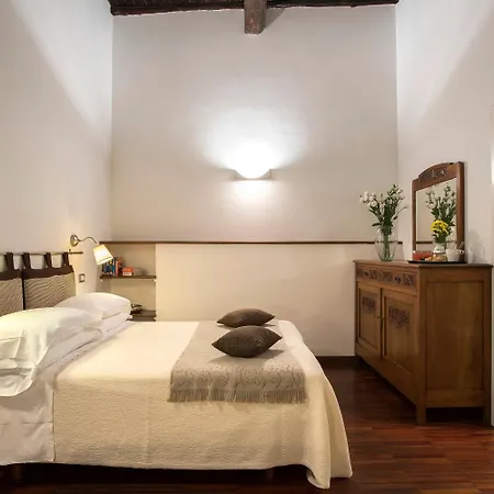 B&B Arco Del Lauro 4* Rome