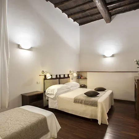 B&B Arco Del Lauro Bed & Breakfast