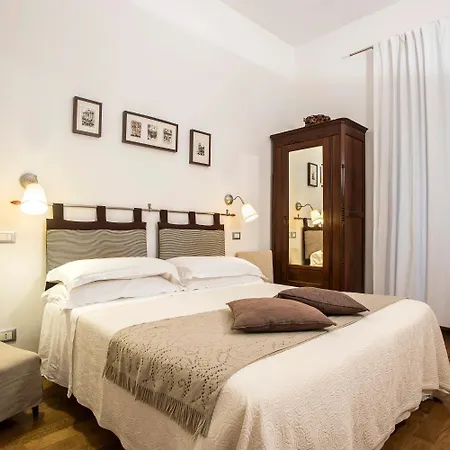 B&B Arco Del Lauro 4* Rome