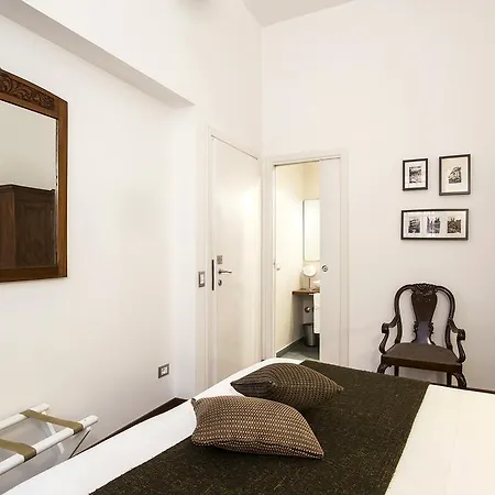 Bed and Breakfast Arco Del Lauro 3*