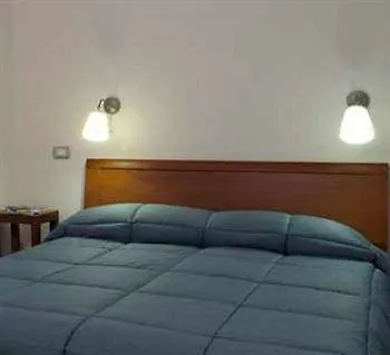 לינה וארוחת בוקר Arco Del Lauro רומא