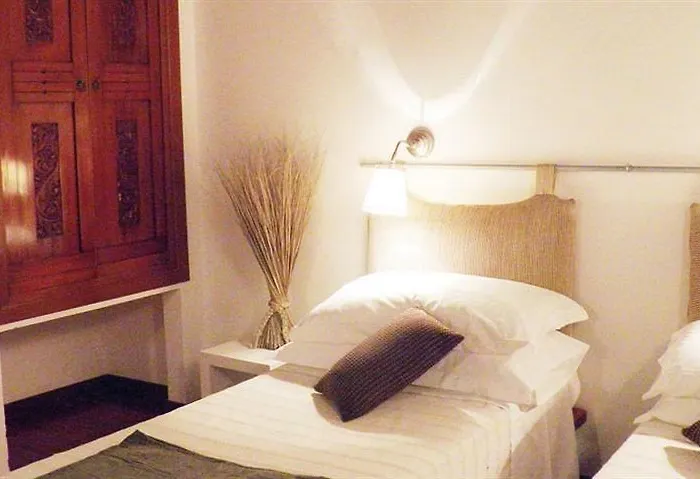 Arco Del Lauro 4* רומא