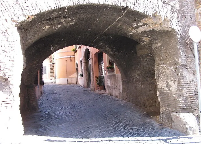 Arco Del Lauro לינה וארוחת בוקר