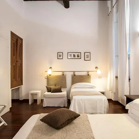 Bed & Breakfast Arco Del Lauro